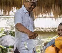 Villa Hartland Estate, Personal Service